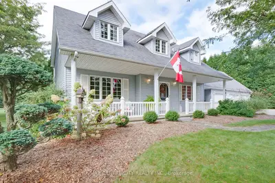 Detached in Middlesex Centre