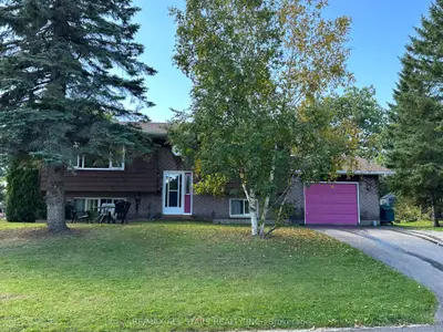 Detached in Kawartha Lakes