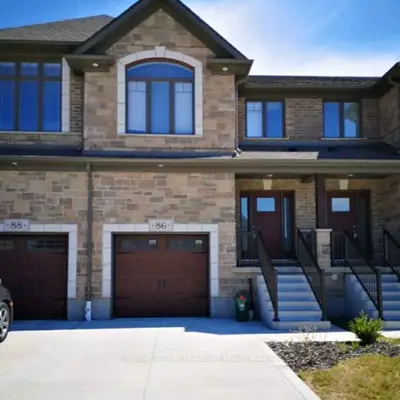 Att/Row/Townhouse in Kitchener