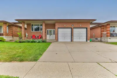 Detached in Cambridge