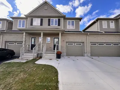 Att/Row/Townhouse in Kitchener