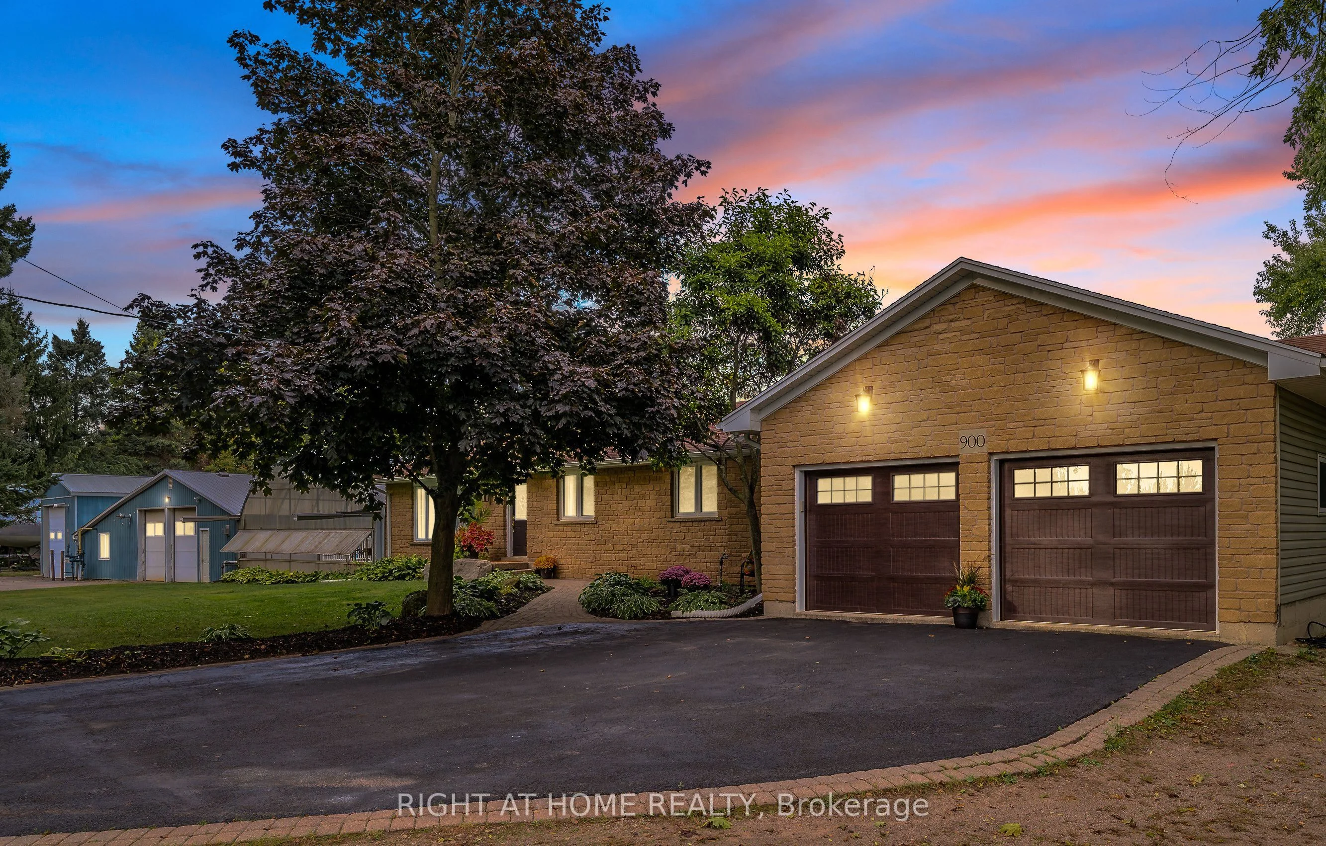 Detached in Hamilton