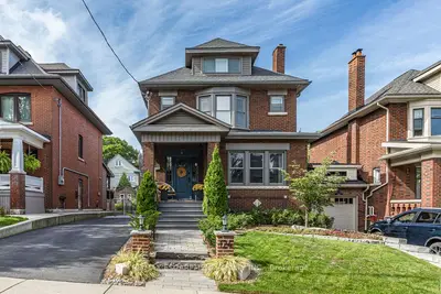 Detached in Hamilton