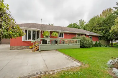 Detached in West Elgin