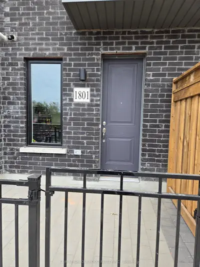 Condo Apartment in Cobourg