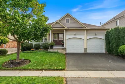 Detached in Brantford