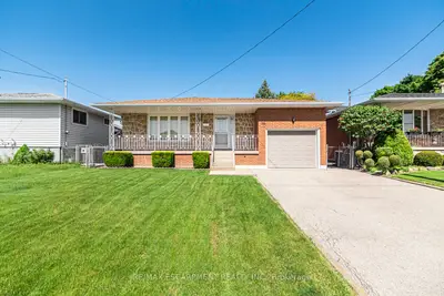Detached in Hamilton
