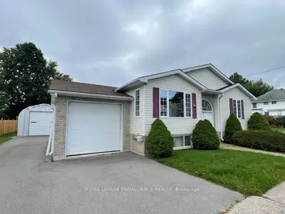 Detached in Quinte West