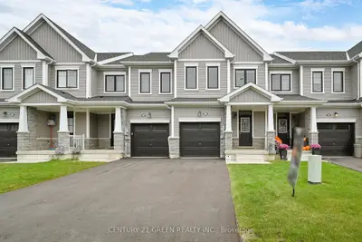 Att/Row/Townhouse in Thorold
