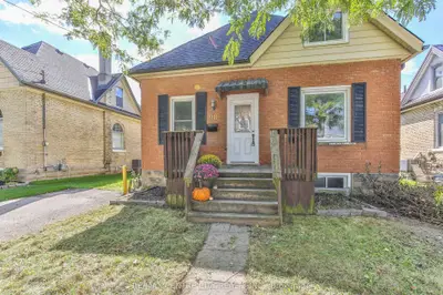 Detached in St. Thomas