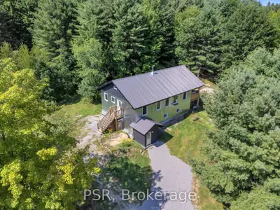 Detached in Gravenhurst