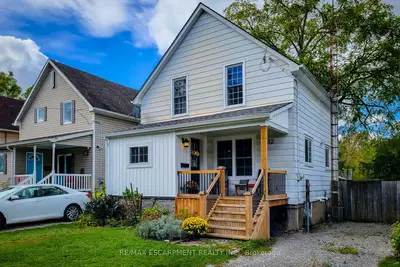 Detached in Haldimand