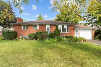 Detached in Quinte West