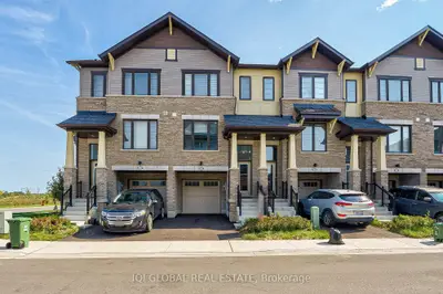 Att/Row/Townhouse in Hamilton