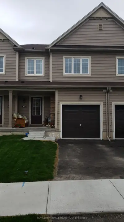 Att/Row/Townhouse in Brantford
