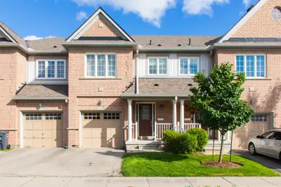 1035 Victoria Road S 4, Puslinch, On N1l 1b3