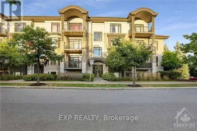 Condo Apartment in Cyrville - Carson Grove - Pineview