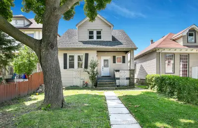 Detached in Windsor