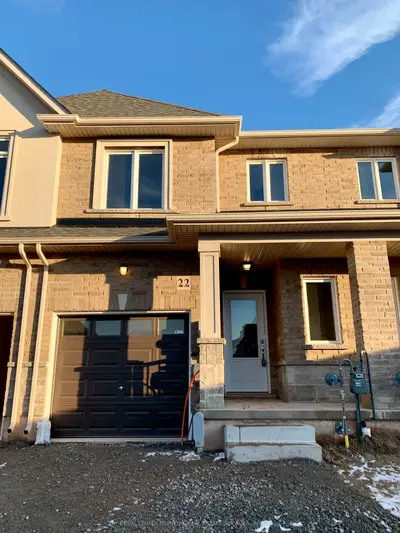 Att/Row/Townhouse in Hamilton