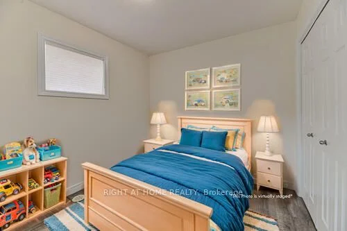 Condo Townhouse in Guelph