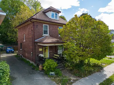 Detached in Owen Sound