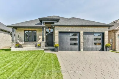 Detached in Strathroy-Caradoc