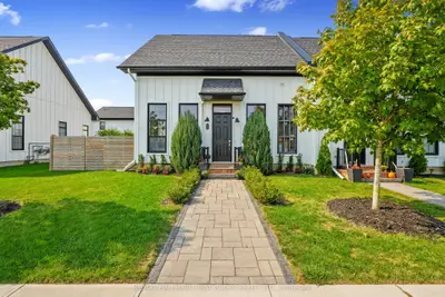 Att/Row/Townhouse in Cobourg