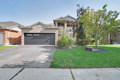 Detached in Strathroy-Caradoc