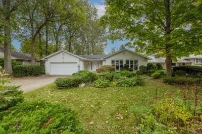 Detached in London North