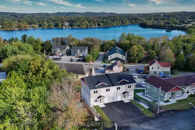 Semi-Detached in Huntsville