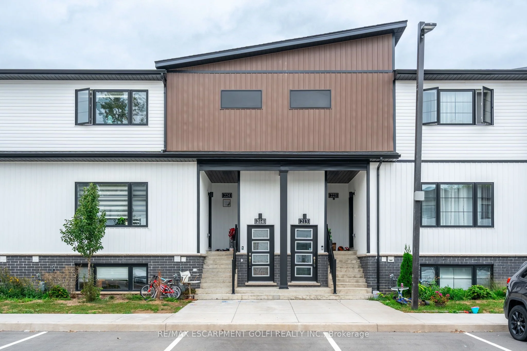 Condo Townhouse in Niagara Falls