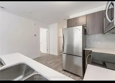 Condo Apartment in Hamilton