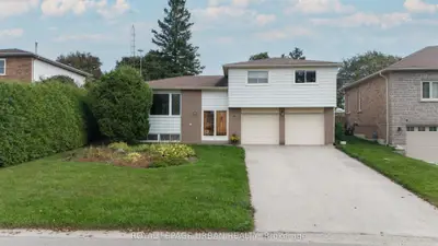 Detached in Erin