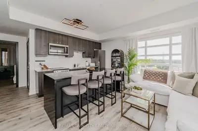 Condo Apartment in Waterloo