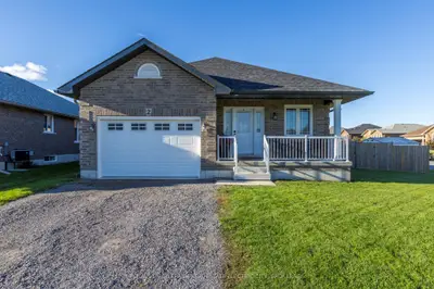 Detached in Asphodel-Norwood
