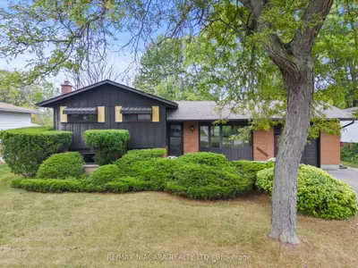 Detached in Welland