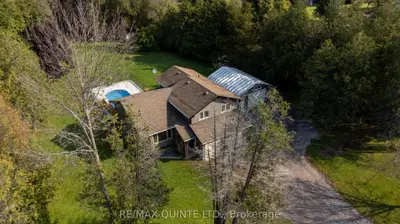 Detached in Belleville