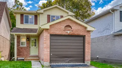 Detached in Guelph