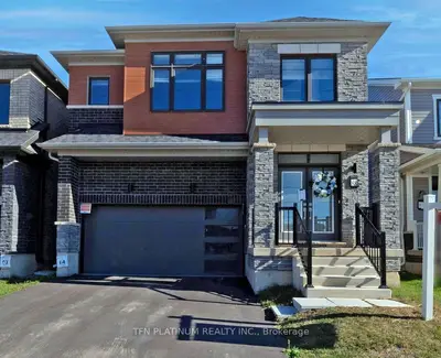 Detached in Brantford
