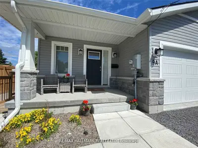 Semi-Detached in Prince Edward County