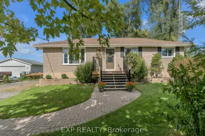 Detached in Belleville
