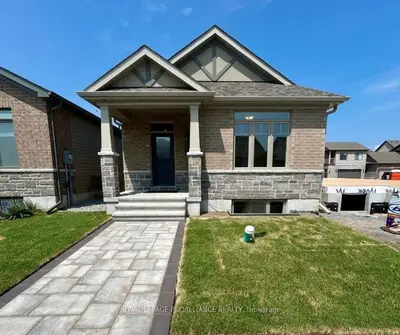 Detached in Belleville