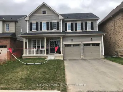 Detached in Thorold