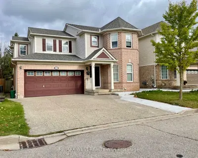 Detached in Cambridge