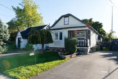 Detached in Hamilton