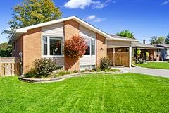 1022 Southlawn Drive, Peterborough, ON K9J 1G4