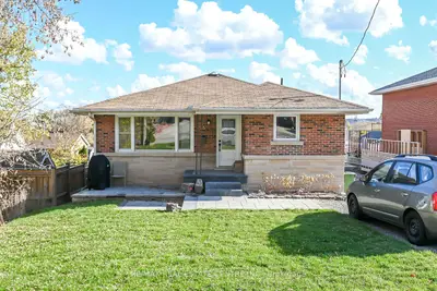 Detached in Hamilton