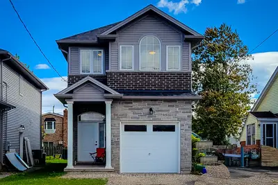 Detached in Hamilton