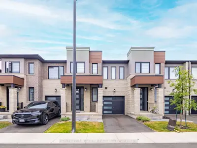Att/Row/Townhouse in Hamilton