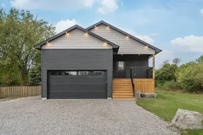 26 Murray Street, Kawartha Lakes, On K0m 1n0